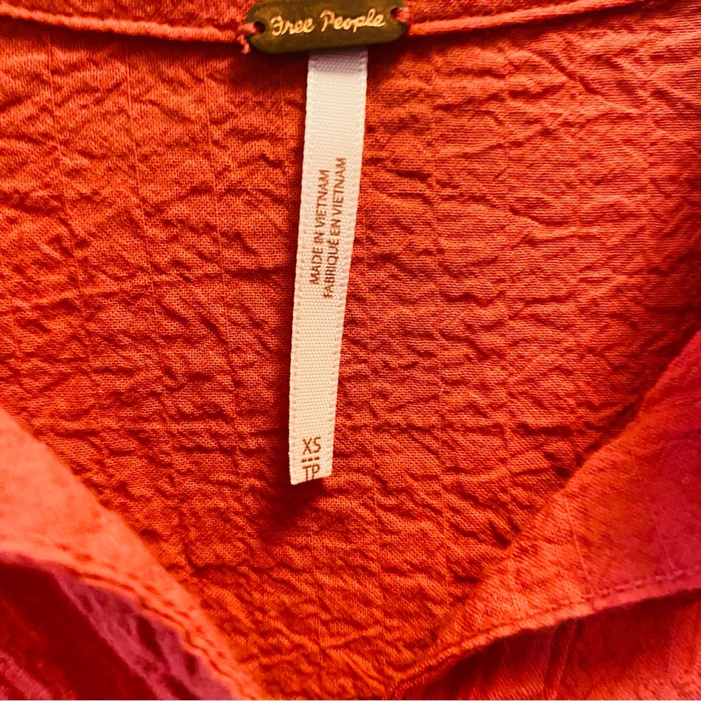 FREE PEOPLE Coral Crepe Oversized textured Button Down Long Sleeve Top - Picture 6 of 7